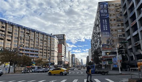 純住宅區|純住宅還是住商混合？網曝：交通方便、生活機能佳高…